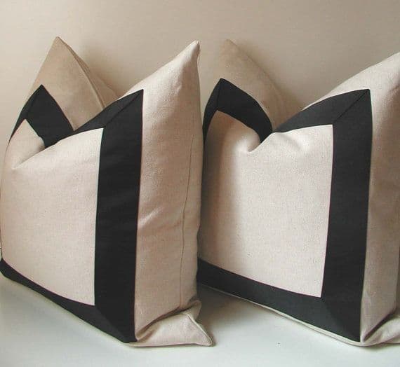 Cove Boucle Cushion — Woven cotton and linen blend, handcrafted by Bed Bench Lahore